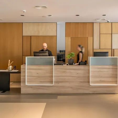 Otel Els Pins & - Emar